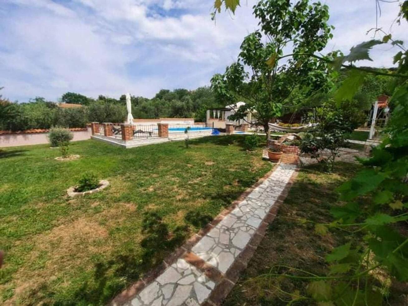 Apartments Robi- Swimming Pool And Beautiful Garden Kampor Buitenkant foto